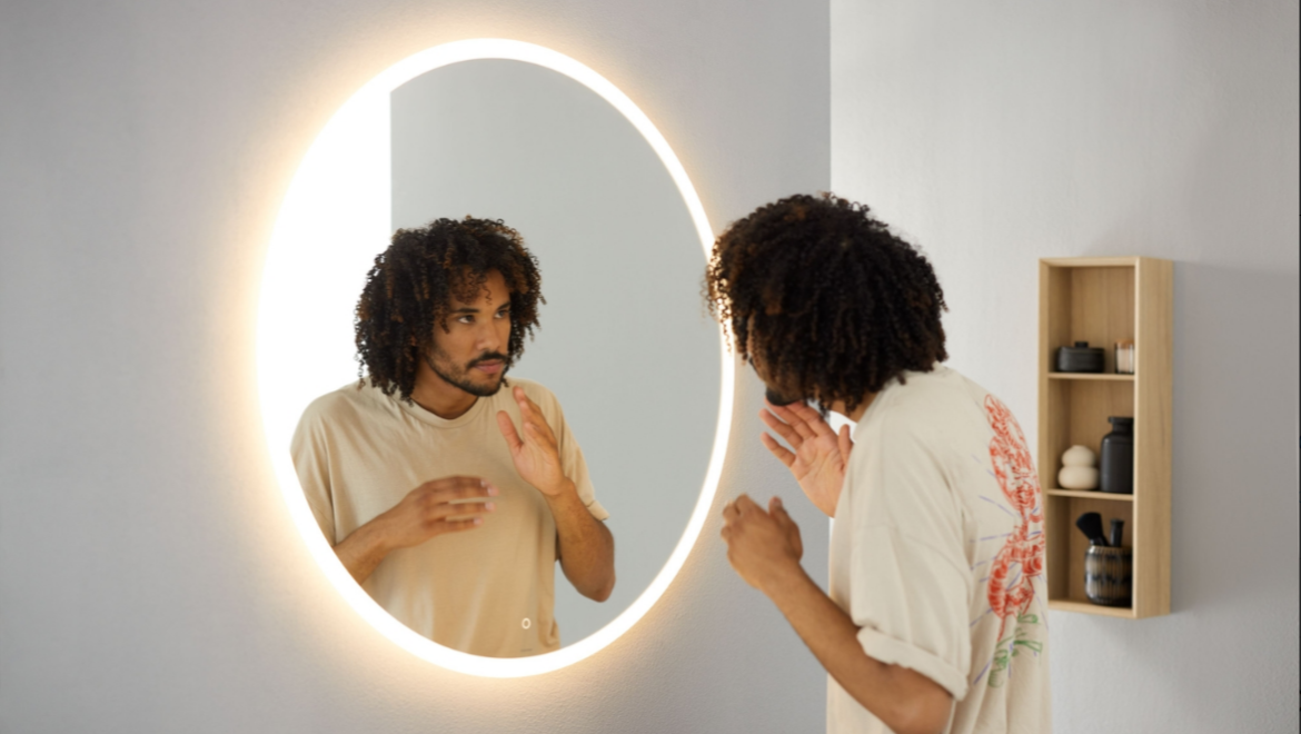 Miroir rond Option 90 cm (© Geberit)