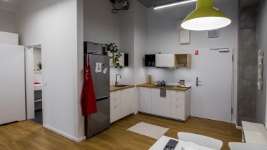 LivinnX offre unità abitative per singoli, ma anche appartamenti condivisi per un massimo di quattro persone. (© Jaroslaw Kakal/Geberit)