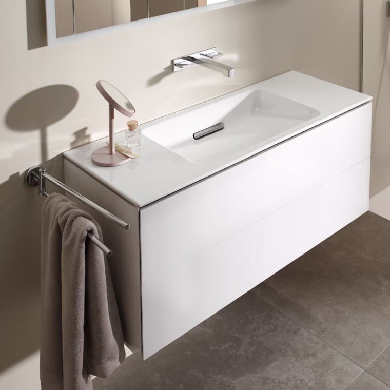 Schlanker Geberit ONE Waschtisch mit Unterschrank Schlanker Geberit ONE Waschtisch mit Unterschrank