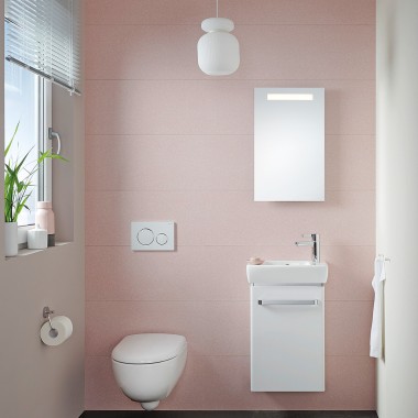 Petite salle de bains d’invités dotée d’un lave-mains et d’un WC suspendu Renova Compact